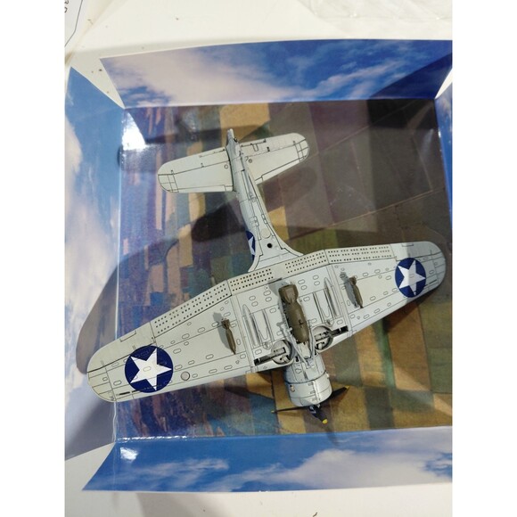 IXO Models Die Cast 1:72 Scale Douglas SBD-3 Dauntless Propeller Airplane - Picture 6 of 10